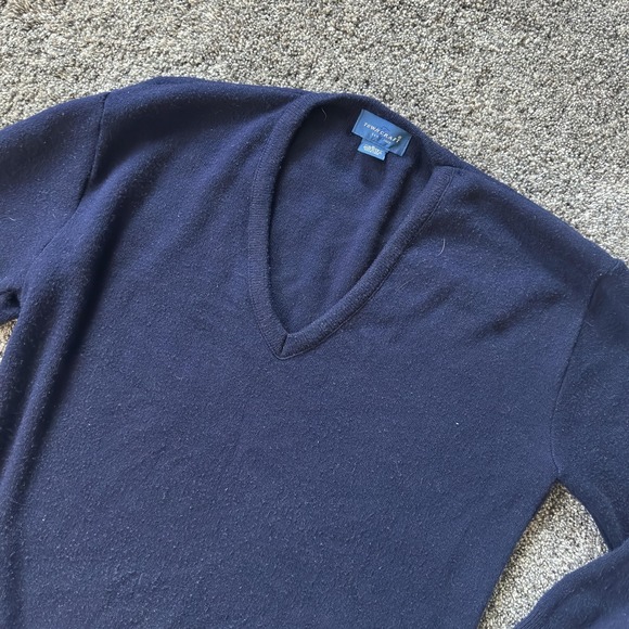 Towncraft Sweater Mens Medium Navy Blue V-Neck Pullover‎ Knit Acrylic Made USA - Picture 2 of 16